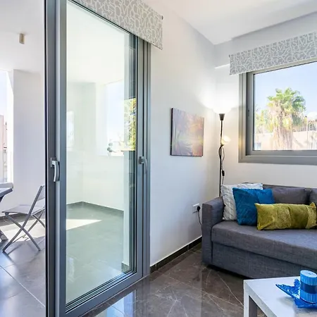 Kmeidos 1-bedroom In Apartment
