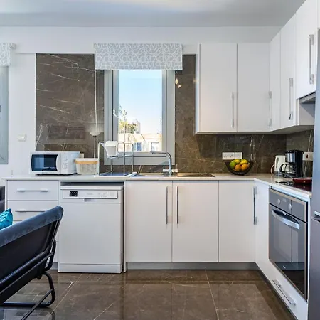 דירה Kmeidos 1-bedroom In