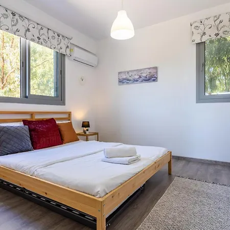 Kmeidos 1-bedroom In